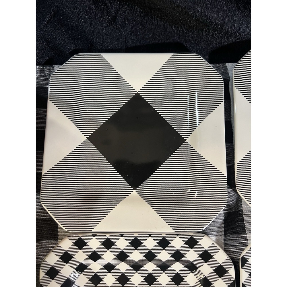 NWT (4) Adam Lippes White and Black Set‎ of Appetizer Plates (2261) - Picture 3 of 5
